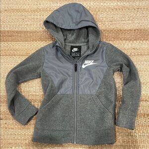 Nike Kids Charcoal and Gray Hoodie (6M 5-6 years)